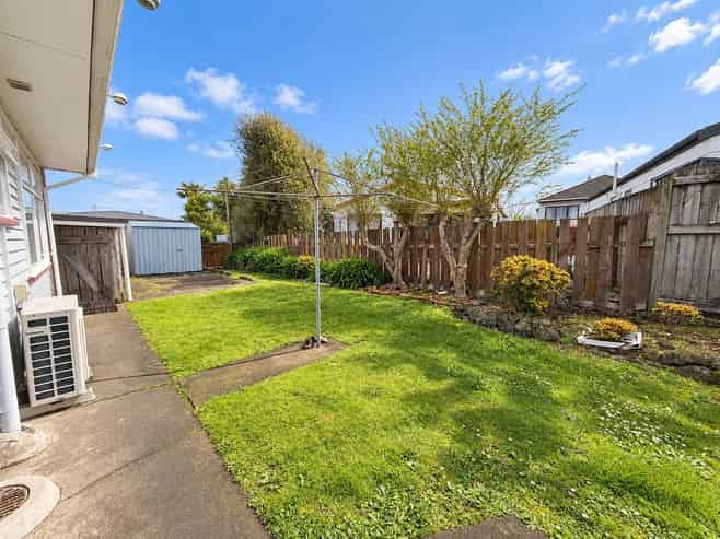 2/296 Ellerslie-Panmure Highway, Mount Wellington