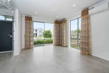 70 Mackay Drive, Greenhithe
