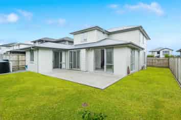 70 Mackay Drive, Greenhithe