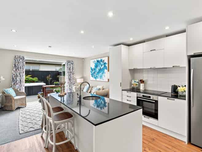 105a Bishop Street, Saint Albans