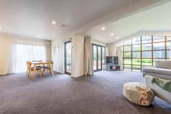 33 Maple Crescent, Watlington