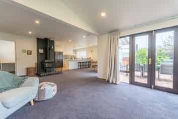 33 Maple Crescent, Watlington