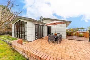 33 Maple Crescent, Watlington