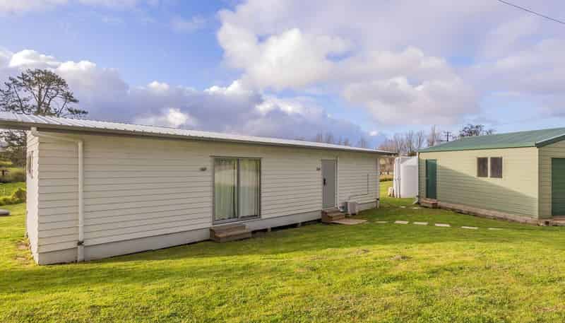 1373A Dairy Flat Highway, Dairy Flat