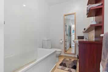 13/150 Chapel Road, Flat Bush