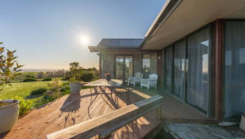 986 Rolling Ridges Road, Levels Valley