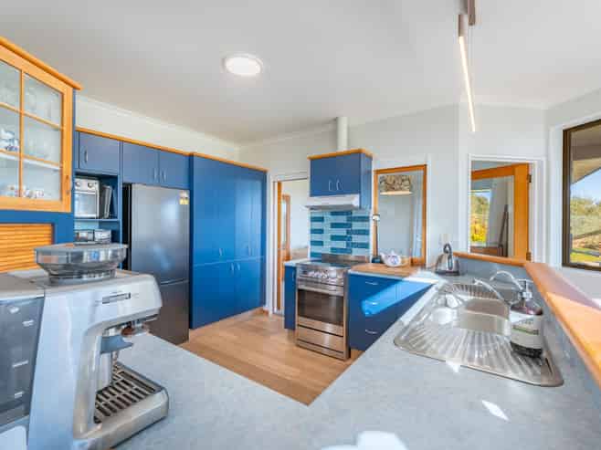 986 Rolling Ridges Road, Levels Valley
