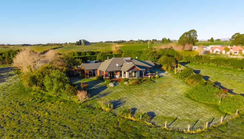 986 Rolling Ridges Road, Levels Valley