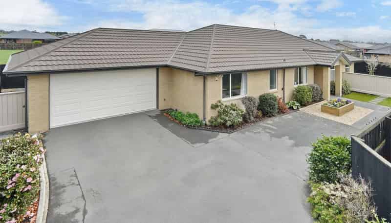 6 Wisteria Lane, Rangiora