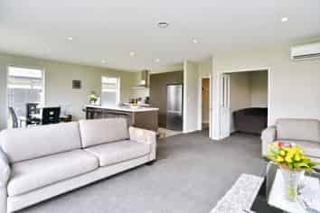 6 Wisteria Lane, Rangiora