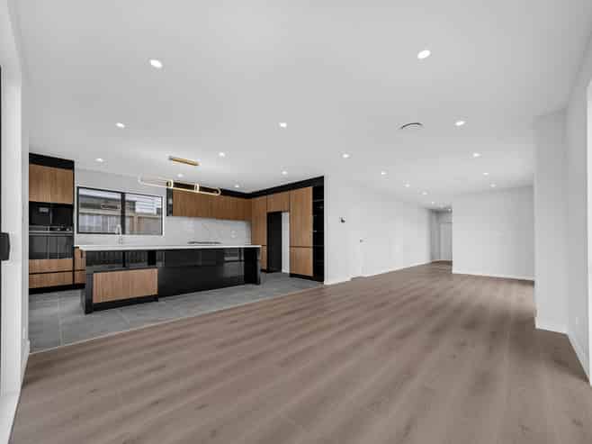 2 Whata Street, Clarks Beach