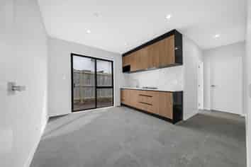 2 Whata Street, Clarks Beach