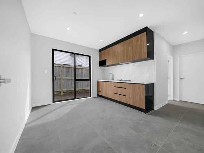 2 Whata Street, Clarks Beach