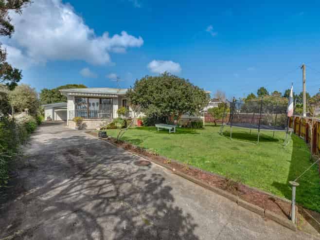 51 Clayton Avenue, Otara