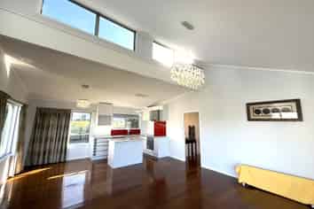 13 Ferry Parade, Herald Island