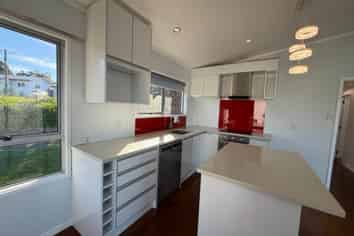 13 Ferry Parade, Herald Island