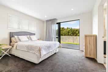 11 Tahuna Minhinnick Drive, Glenbrook