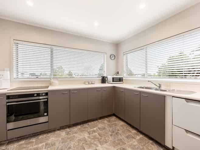 20 Matuhi Rise, Henderson