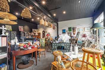 Bring your vision to the heart of Woodville