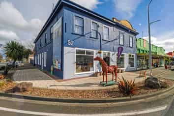 Bring your vision to the heart of Woodville