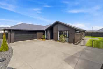 156 Shillingford Boulevard, Rolleston
