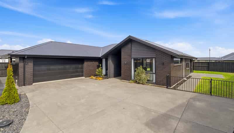 156 Shillingford Boulevard, Rolleston