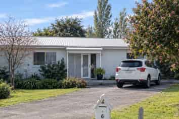 6 Colombo Court, Masterton