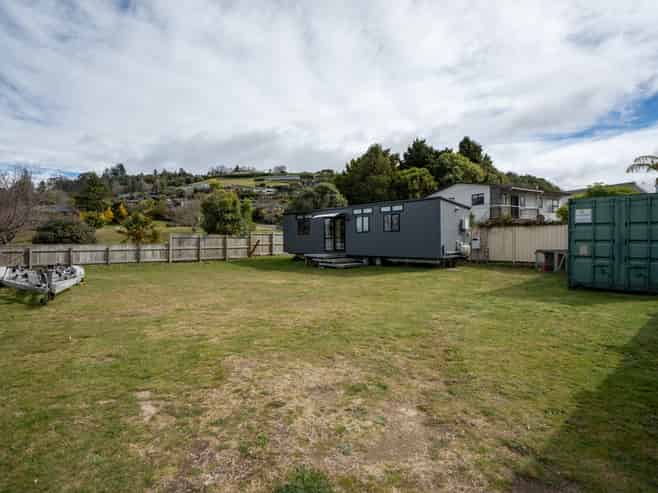 2/736 Acacia Bay Road, Acacia Bay