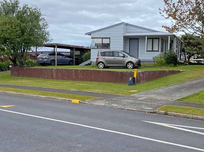1 Robinson Street, Katikati
