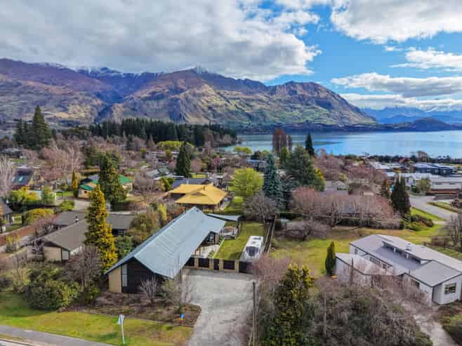 152 Beacon Point Road, Wanaka