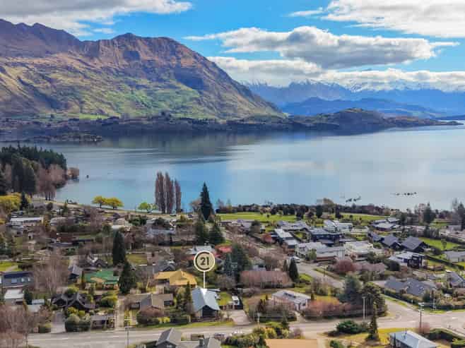 152 Beacon Point Road, Wanaka