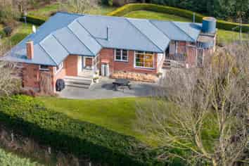 2898 Thompsons Track, Lauriston