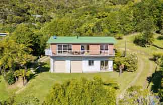 240 Moetapu Bay Road, Moetapu Bay