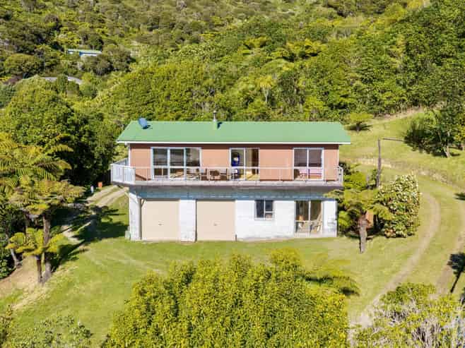 240 Moetapu Bay Road, Moetapu Bay