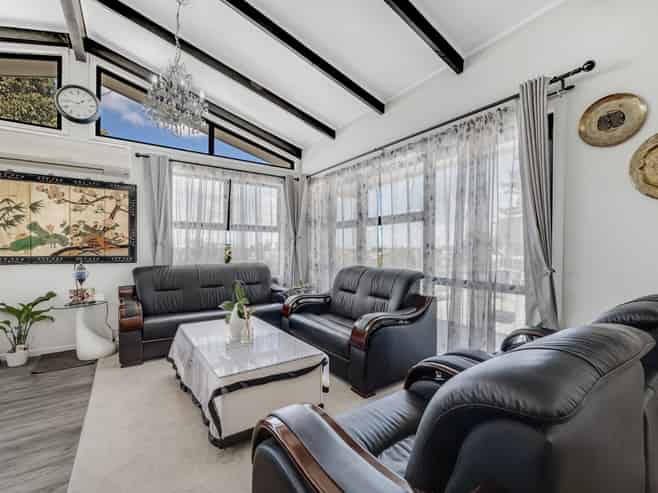 186 Ti Rakau Drive, Pakuranga Heights