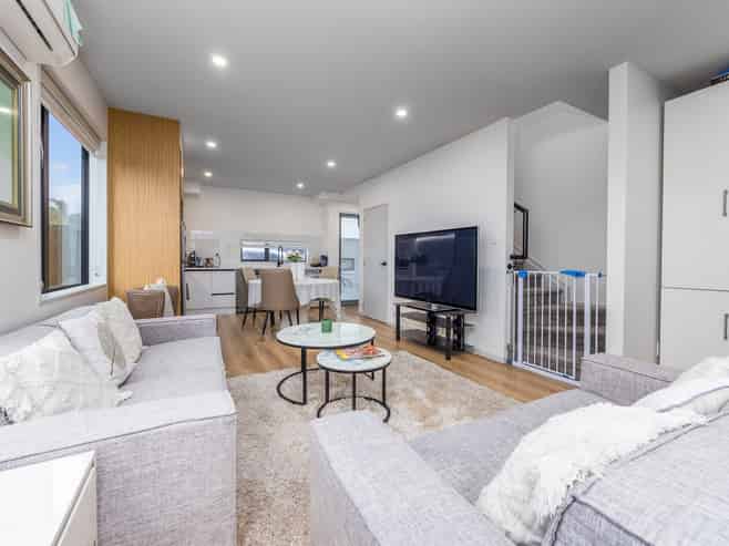 121A Gills Road, Highland Park