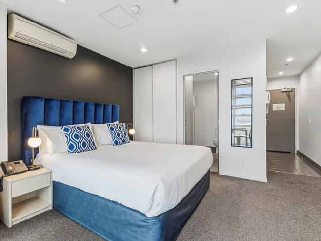 807/17 Amersham Way, Manukau