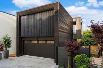 3/8 Westwood Terrace, Saint Marys Bay