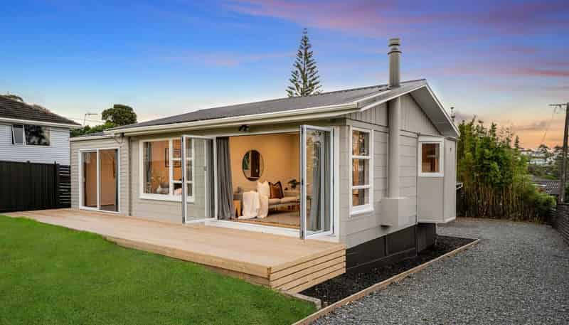 131 Rosier Road, Glen Eden