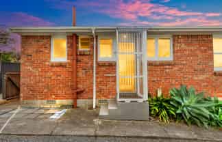 1/34A Parr Road, Point Chevalier
