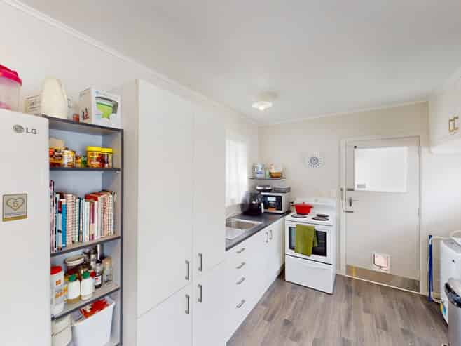 118 Weraroa Road, Levin