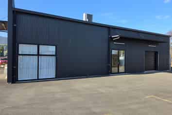Central Warehouse, Office and Secure Yard