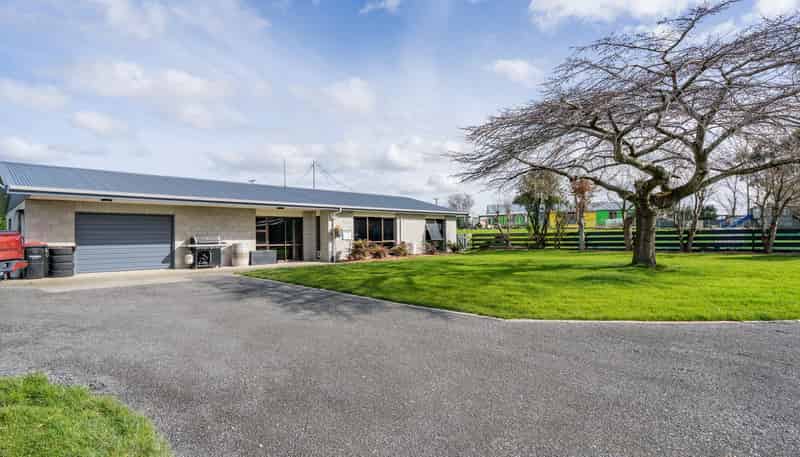 73 Flora Road East, MAKAREWA