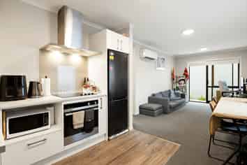 9/17 Vialou Street, Hamilton Central