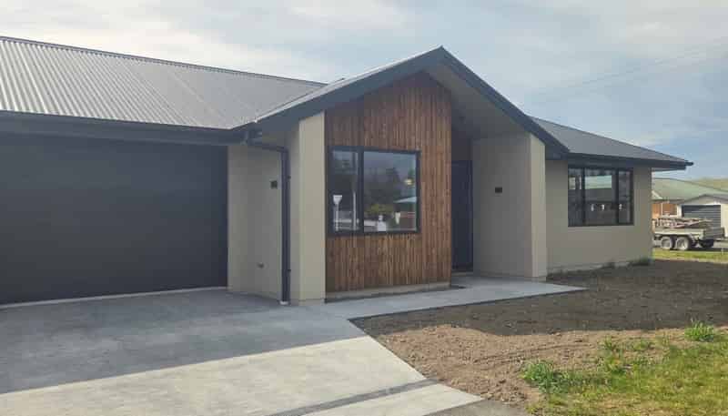 27 Denmark Street, Temuka