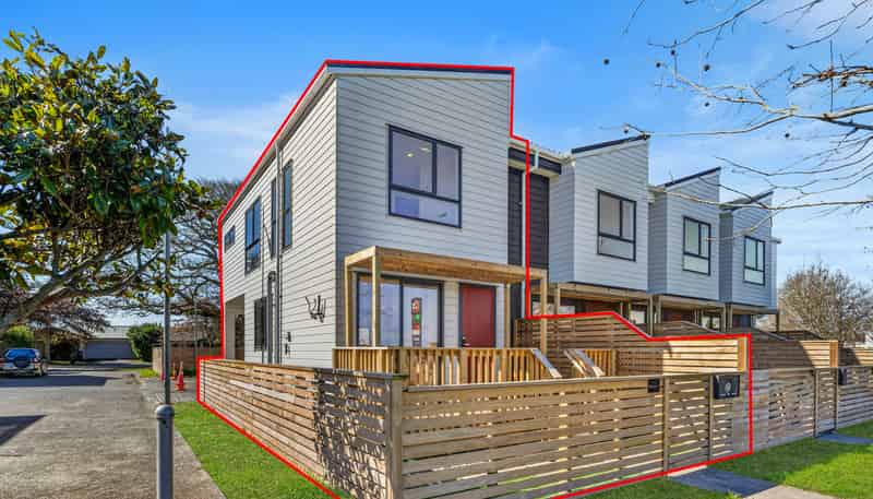 223d Porchester Road, Takanini