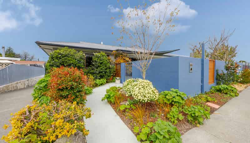 8 McKeefry Avenue, Greenmeadows