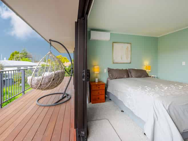 8 McKeefry Avenue, Greenmeadows