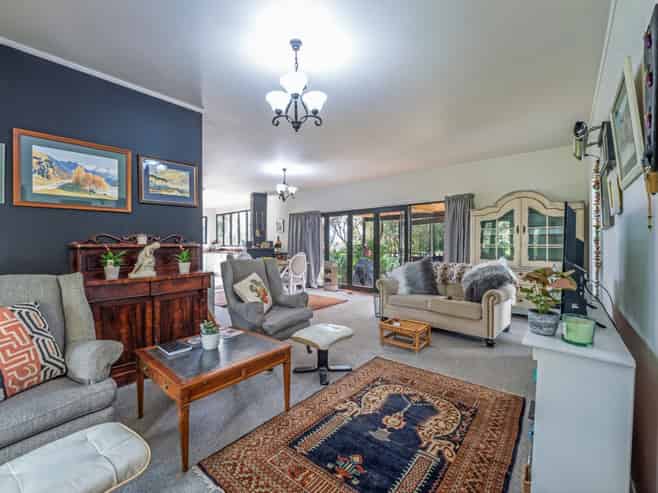 111 Bowman Road, Woodville
