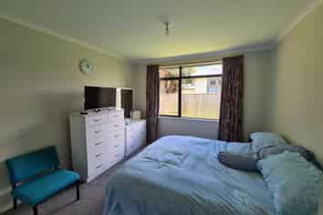 46 Shamrock Street, Takaro